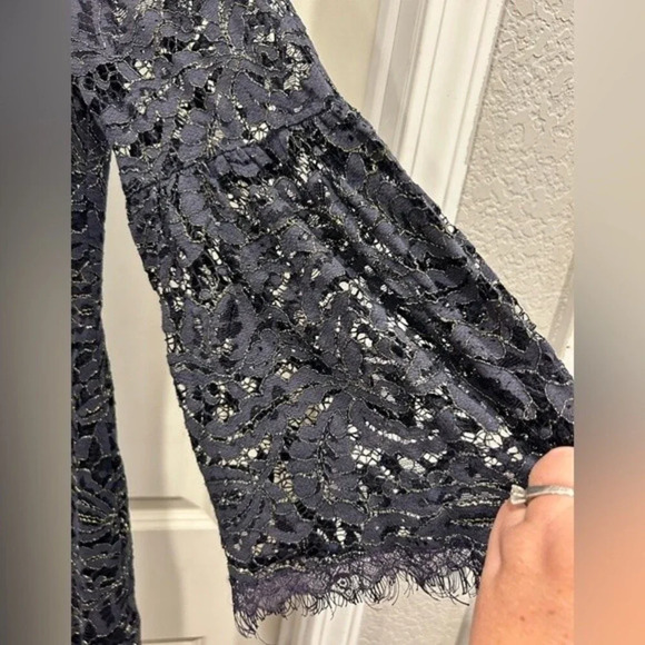 Dress the Population Paige Bell Sleeve Dress Navy Metallic Floral Lace Large - Picture 10 of 14